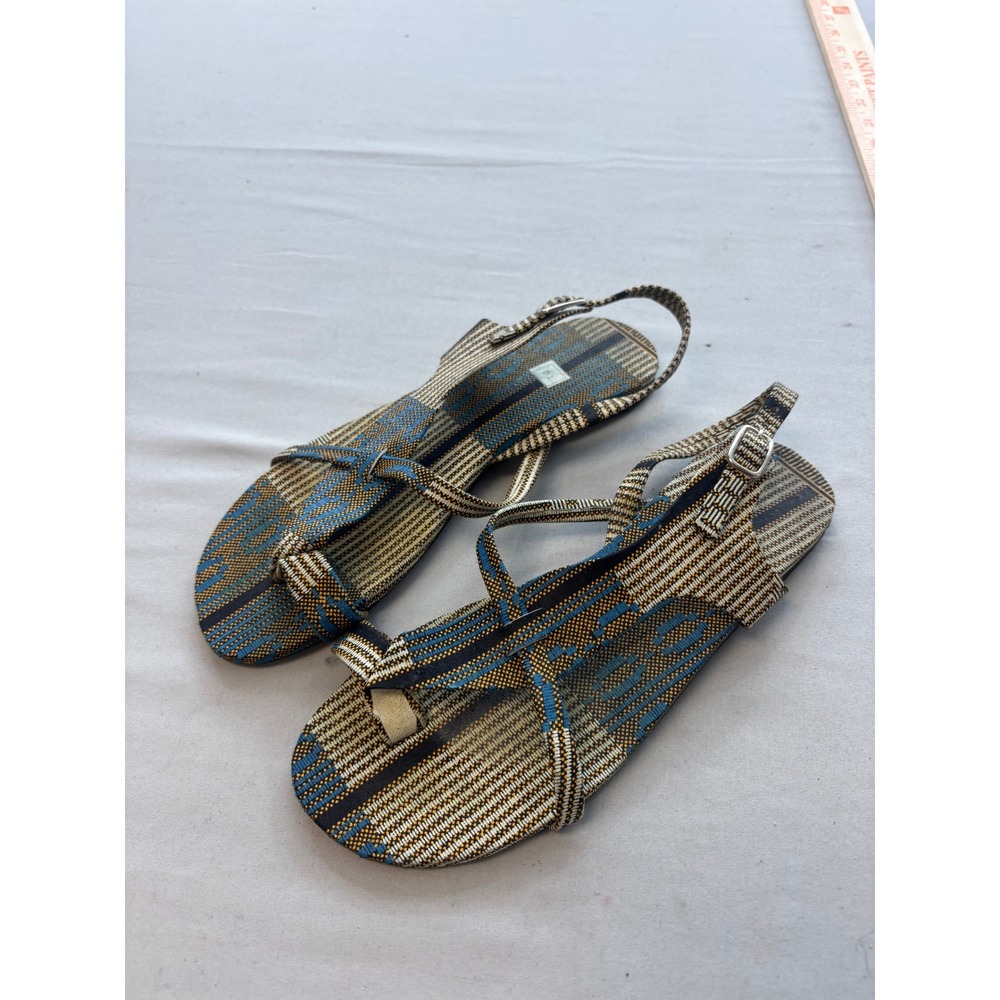 Woven Textile Strappy Flat Sandals Blue Gold Geometric Boho Toe Loop Size 39